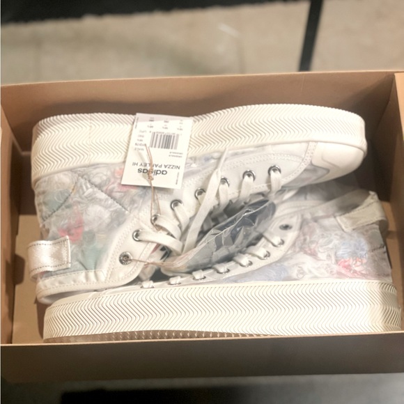 *Brand New* adidas Originals Nizza Parley High Sneakers | Mens Size 11 - Picture 6 of 9